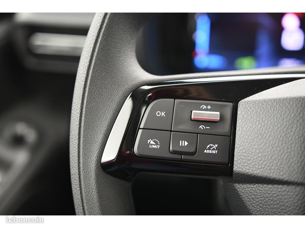 CITROEN BERLINGO Essence 110 ch M BVM6 Plus ADM+CAMERA / OR FRANCE (image 18)