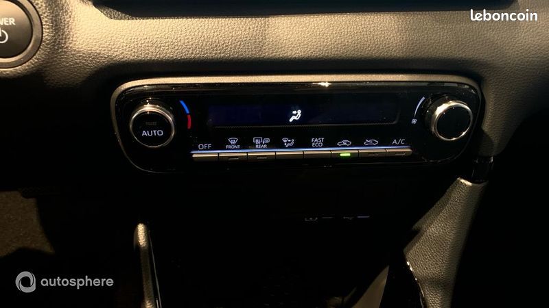 Toyota Yaris 116h Design 5p MY25 (image 27)