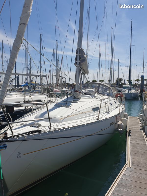 Beneteau Oceanis 331 — View photo 1