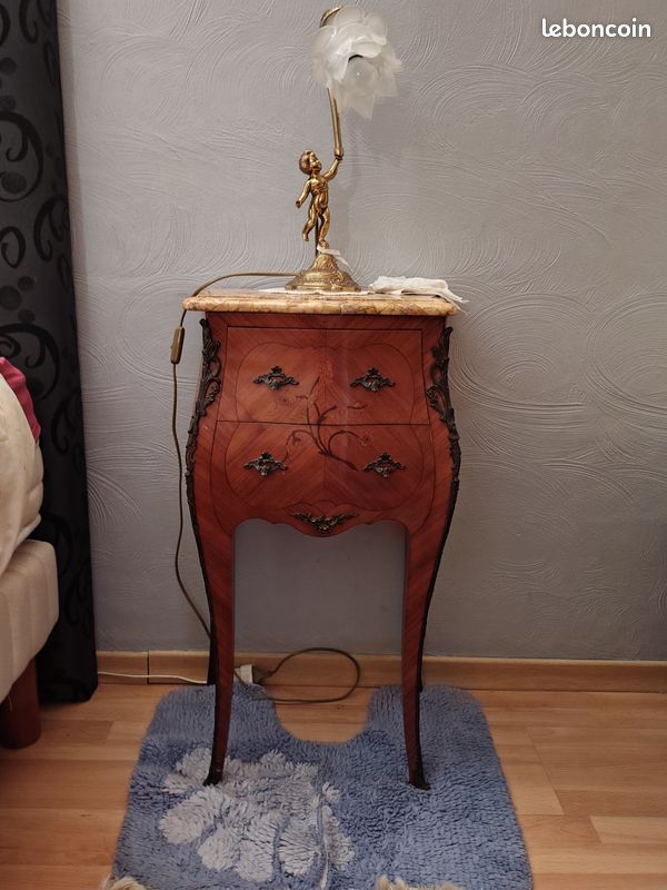 Tables de chevet style Louis XVI (image 1)