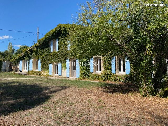 Maison 6 pièces 250 m² · à La Lande-de-Fronsac · 250 m² · 299 000 €