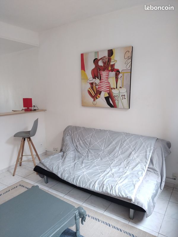 Appartement 4 pièces 45 m² · à Saint-Quentin · 45 m² · 590 €