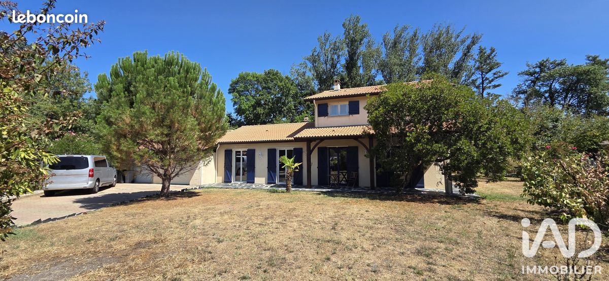 Maison 7 pièces 150 m² · à Arsac · 150 m² · 420 000 €