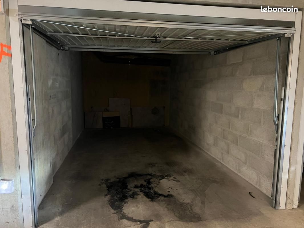 Parking Marseille 8e Arrondissement · 130 €/mois