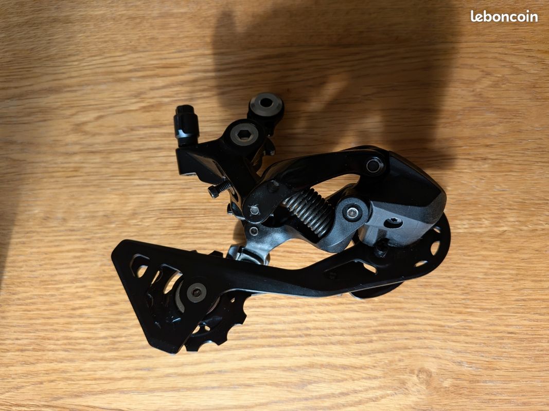 Dérailleur Arrière Shimano 105 R7000 11v