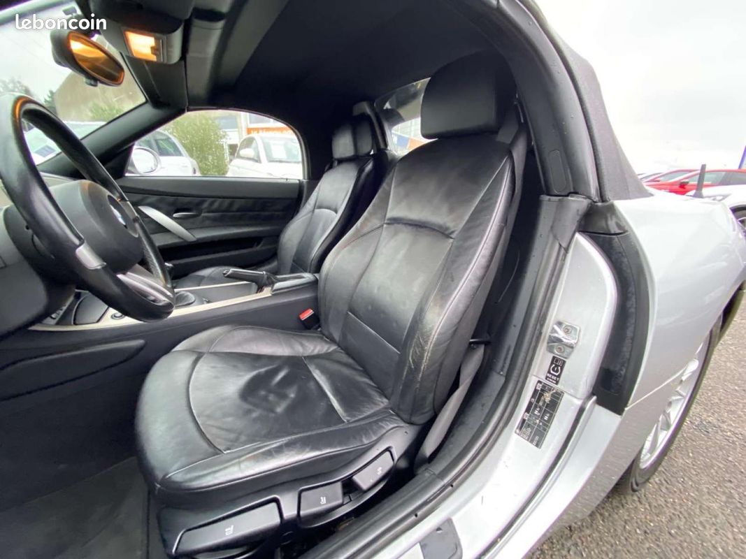 BMW Z4 ROADSTER - 2.5i - 192 (image 4)