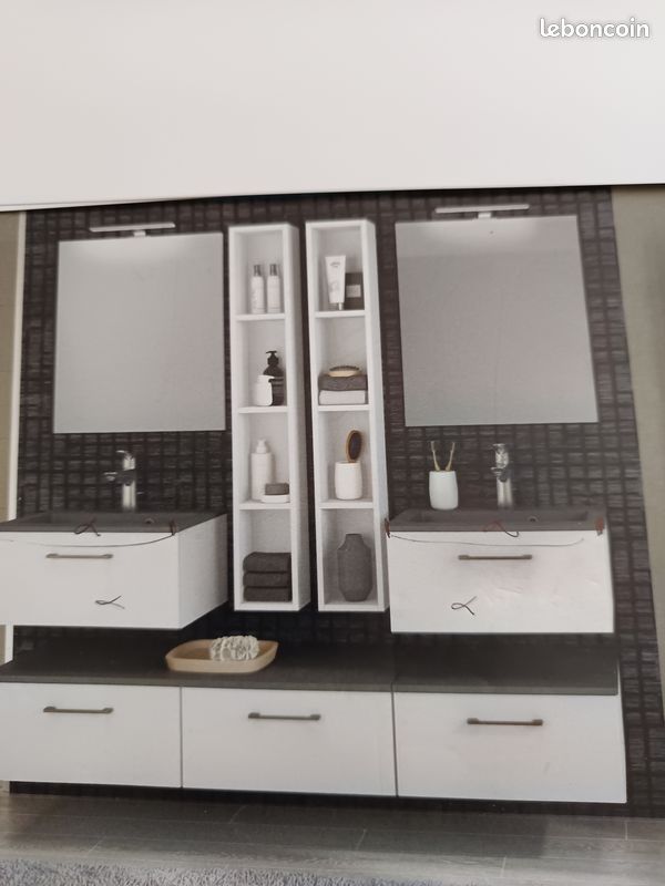 Niche murale verticale salle de bain (image 1)