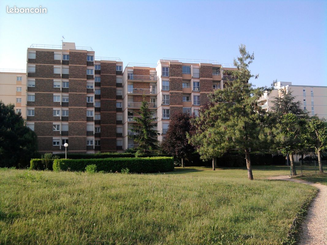 Appartement 4 pièces 85 m² · à Taverny · 85 m² · 205 000 €