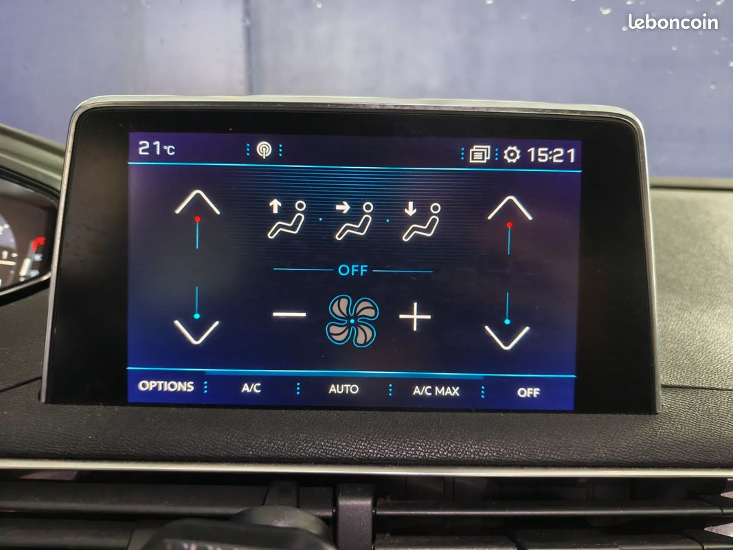 PEUGEOT 3008 1.2 PureTech 130ch Allure EAT6 - 2017 - Suivi complet Peugeot - Climatisation - i-Cockpit - Carplay (image 25)