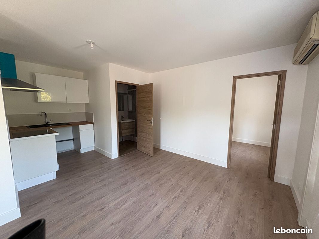 Appartement 2 pièces 44 m² · à Bourg-lès-Valence · 44 m² · 595 €