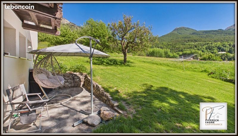 Maison 6 pièces 200 m² · à Villar-Saint-Pancrace · 200 m² · 420 000 €