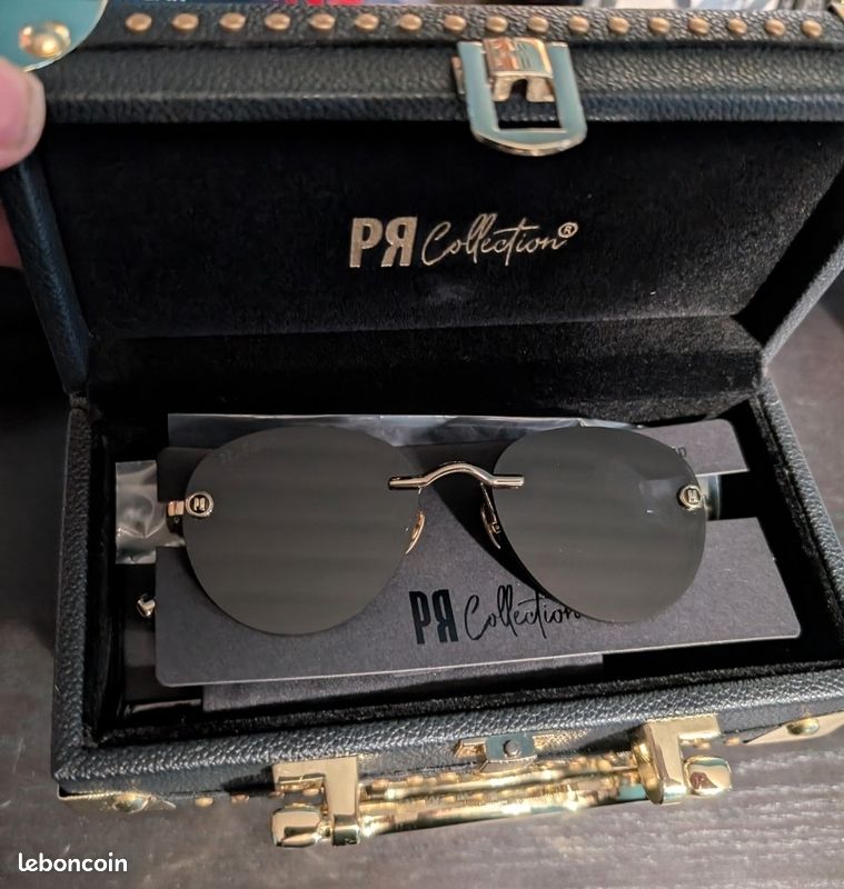 Lunettes De Soleil PR COLLECTION PR KOL XI – Style Ovale Noir Monture Acier