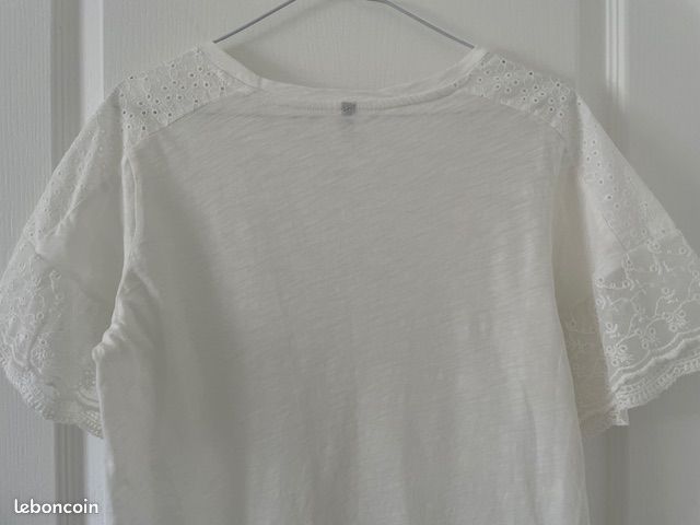 Tee shirt blanc Taille S (image 8)