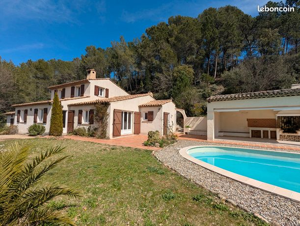 Villa 7 pièces 160 m²