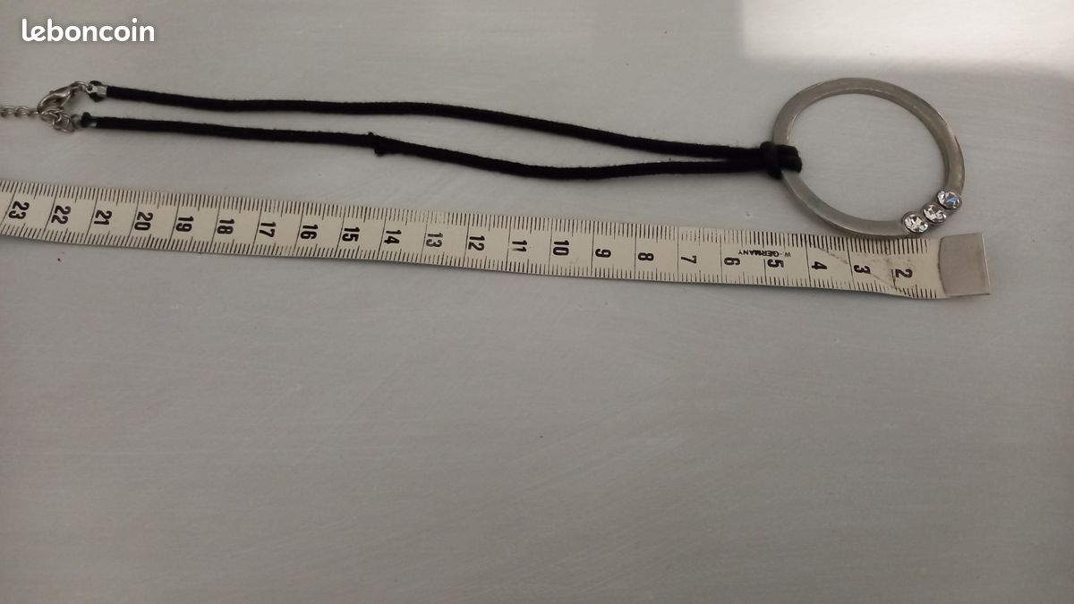Collier fantaisie (image 3)