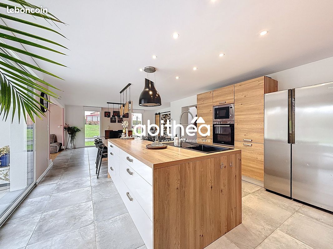 Maison 8 pièces 181 m² · à Arras · 181 m² · 519 900 €