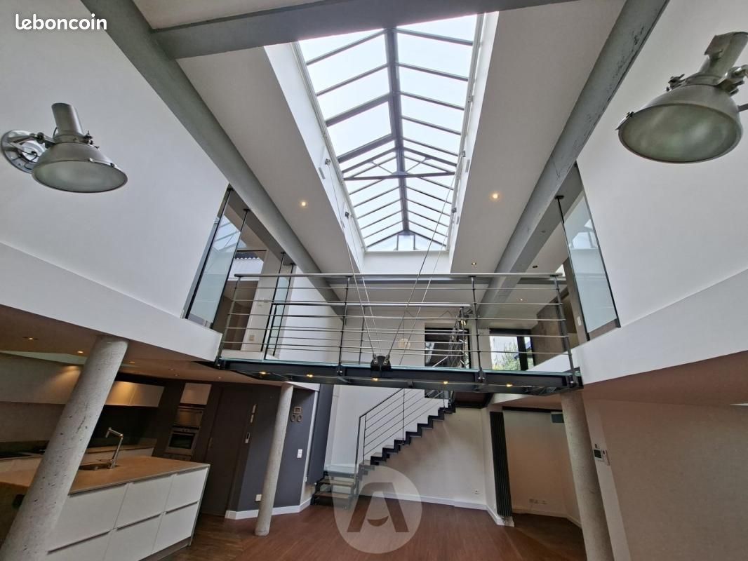Appartement 4 pièces 179 m² · à Oullins-Pierre-Bénite · 179 m² · 750 000 €