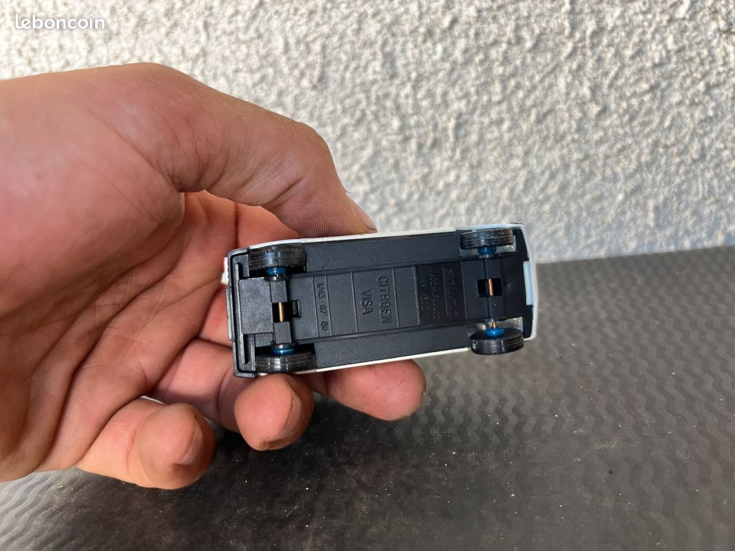 Miniature Voiture Citroen Visa Trophée MICHELIN TOTAL – Solido 1:43, Occasion, Fonte De Fer