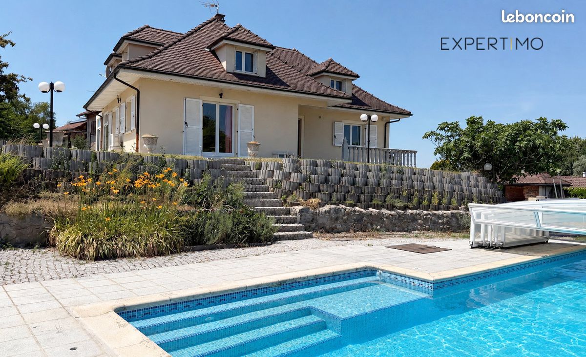 Maison 5 pièces 173 m² · à Charnècles · 173 m² · 490 000 €