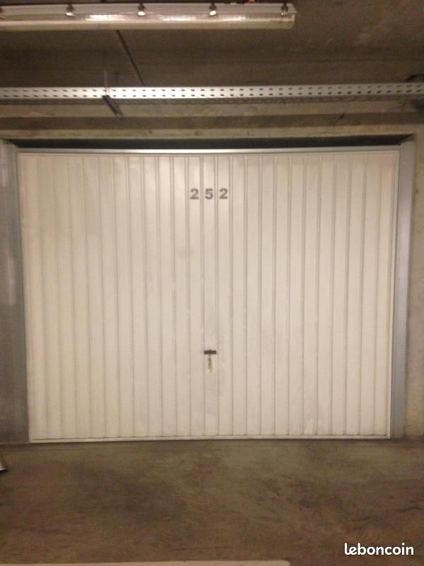 Parking 13 m² · à Toulouse · 13 m² · 92 €/mois
