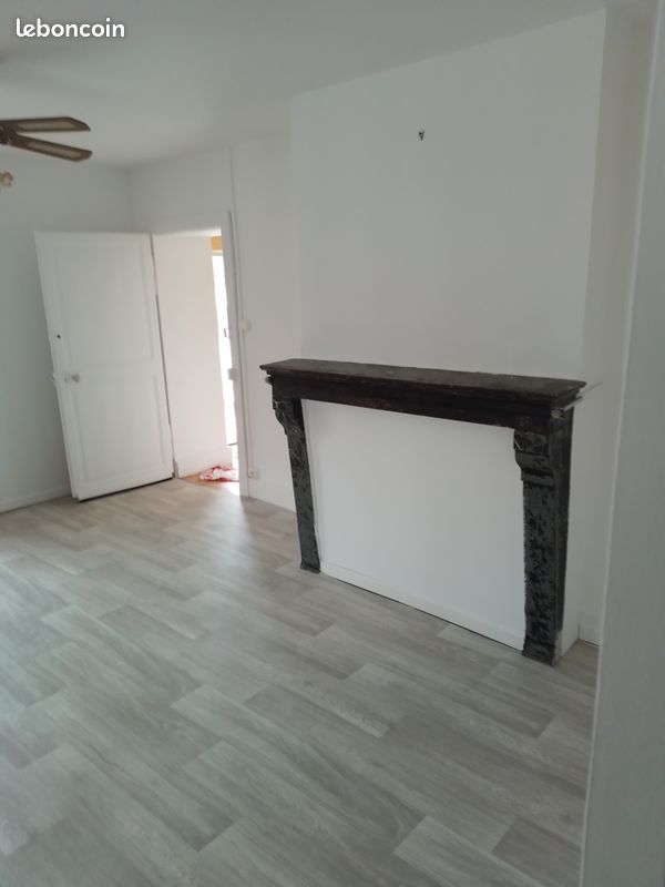 Appartement 2 pièces 50 m² · à Saint-Parize-le-Châtel · 50 m² · 380 €/mois
