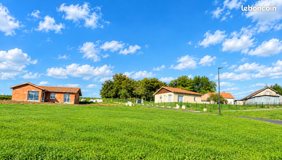 Terrains viabilisés à Saint Aubin (40250) · à Saint-Aubin · 26 795 €