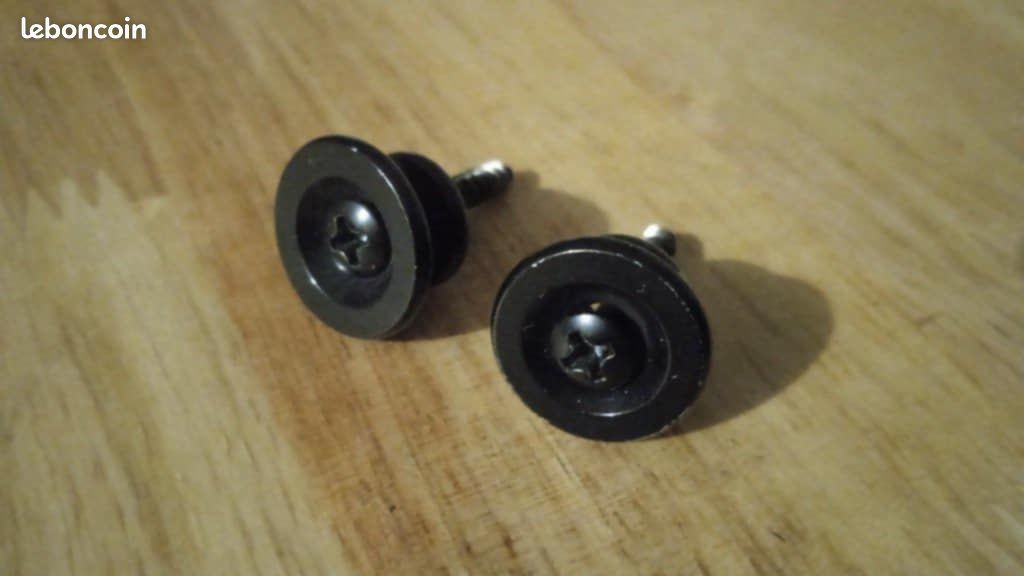 Sangle De Guitare Bouton Serrures De Sangles De Guitare En étal Avec