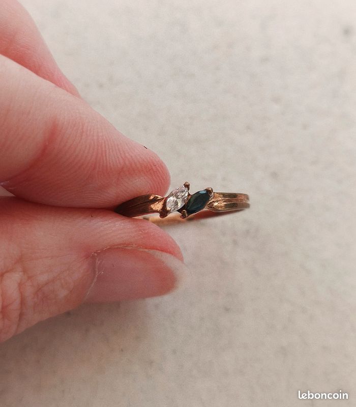Bague Vintage Plaqué Or Avec Pierre Bleue Navette Années 70/80 - Bijou Ancien Occasion