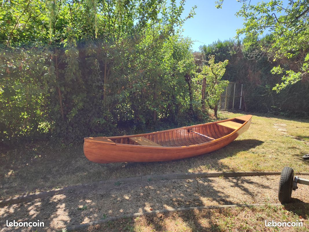 Canoë en bois (image 8)