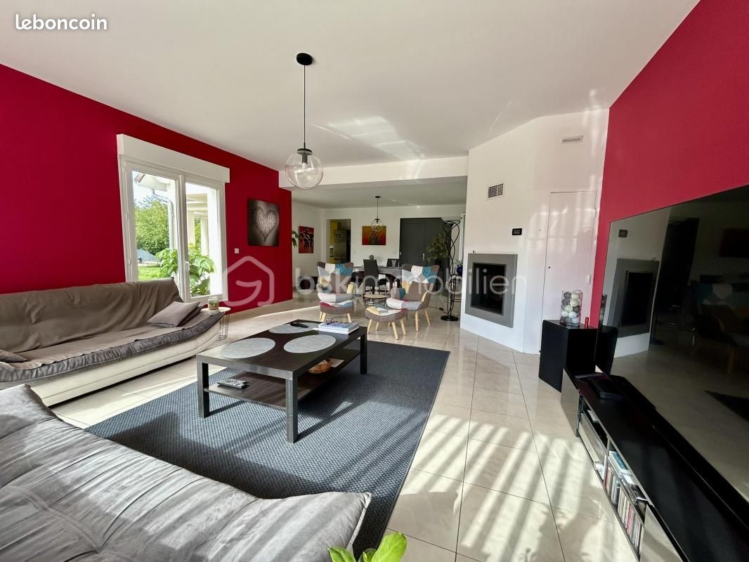 Maison 8 pièces 205 m² (image 4)