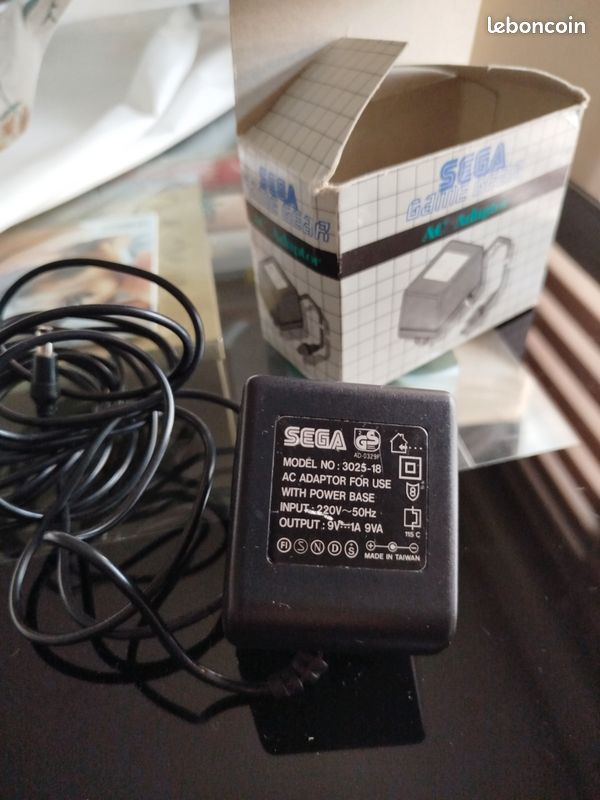 Chargeur SEGA – Bloc D’alimentation Avec LED, 220V – Noir