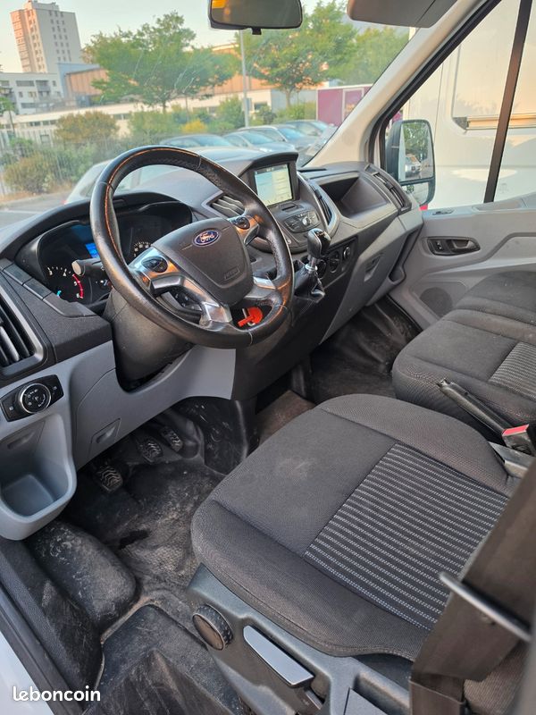Ford Transit T350 l4 2.0 ecoblue 130 trend business CAISSE 20m3 + Hayon 105000km 15000HT 2020 (image 5)