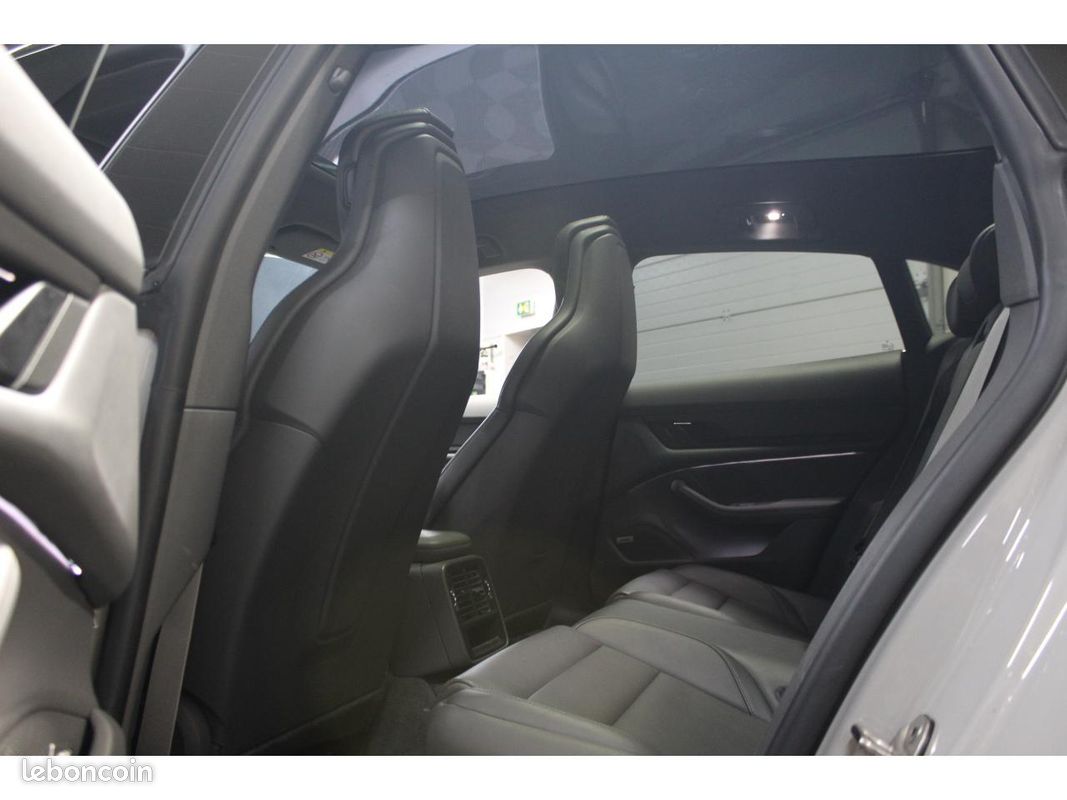 PORSCHE TAYCAN CROSS TURISMO 4S 571 Gris Craie Roues AR directrices (image 11)