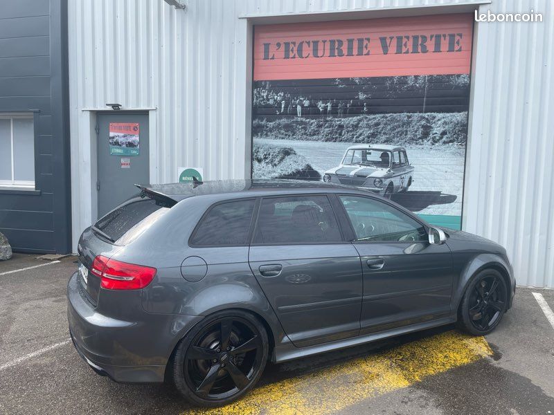 Audi rs3 8p 2,5 tfsi 340 sportback quattro française carnet et suivi complet (image 2)