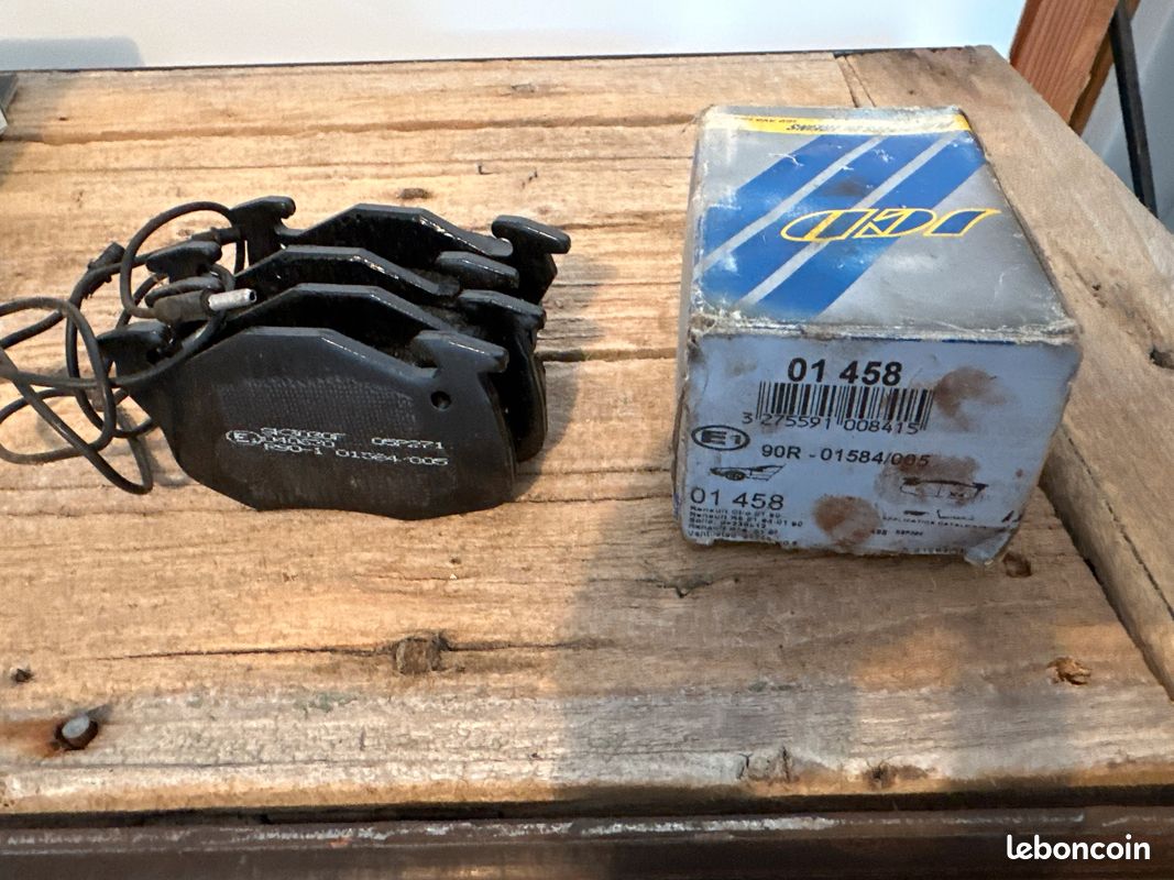 Plaquettes de freins JCD (image 1)