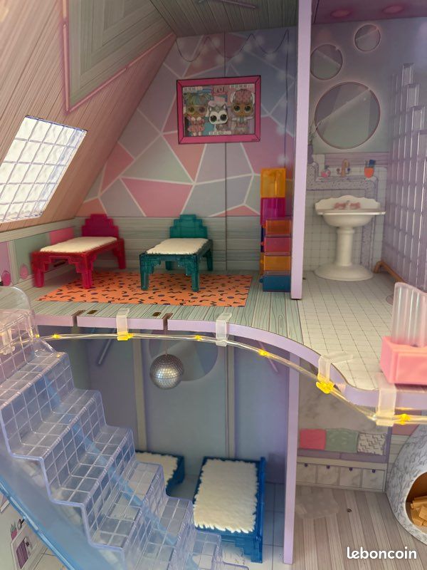 Chalet poupées LOL (image 3)