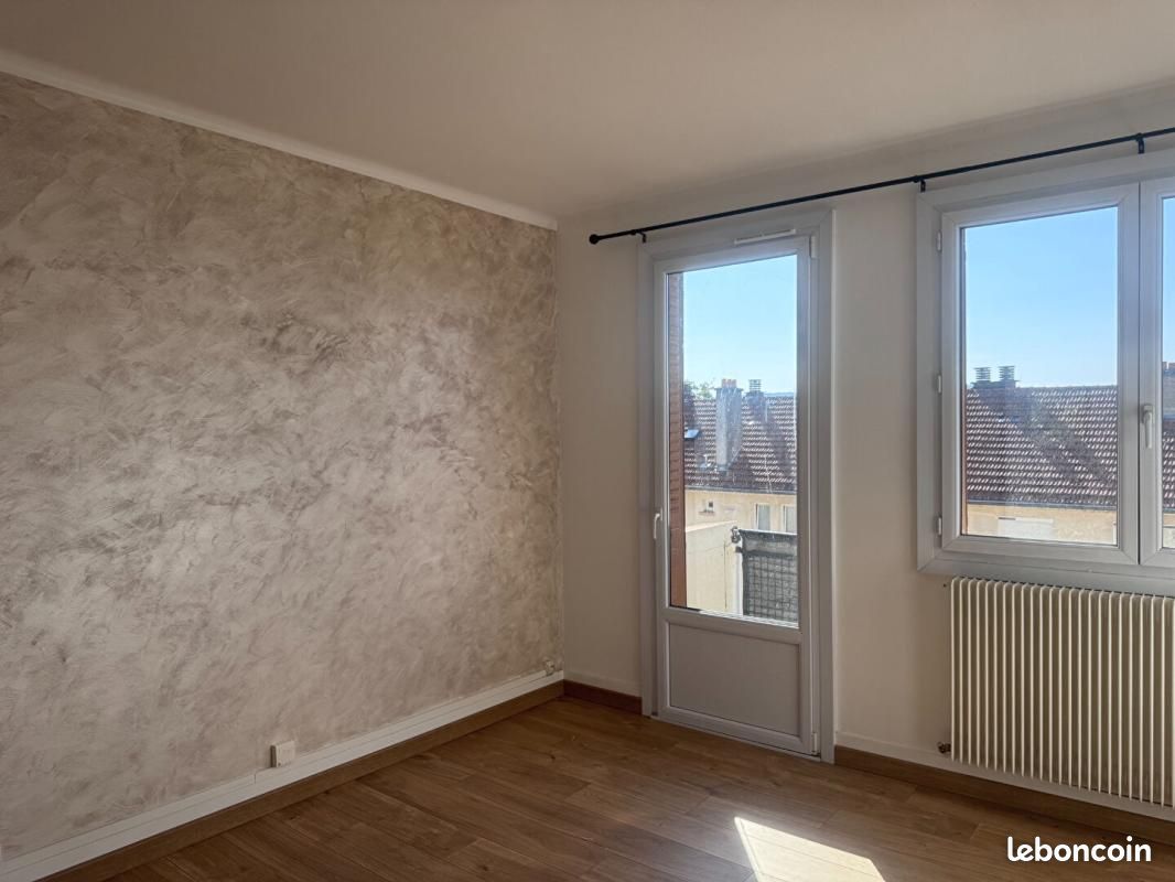 Appartement 3 pièces 54 m² · à Besançon · 54 m² · 840 €