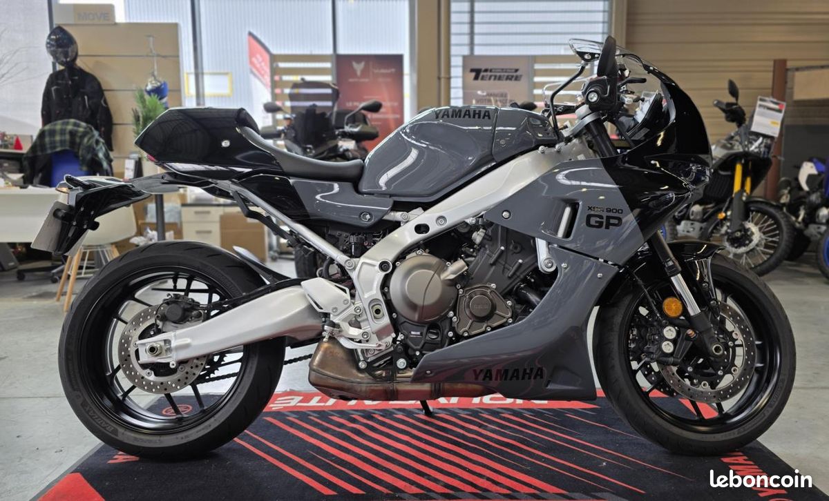 Yamaha XSR 900 GP 890 cm3 (image 1)