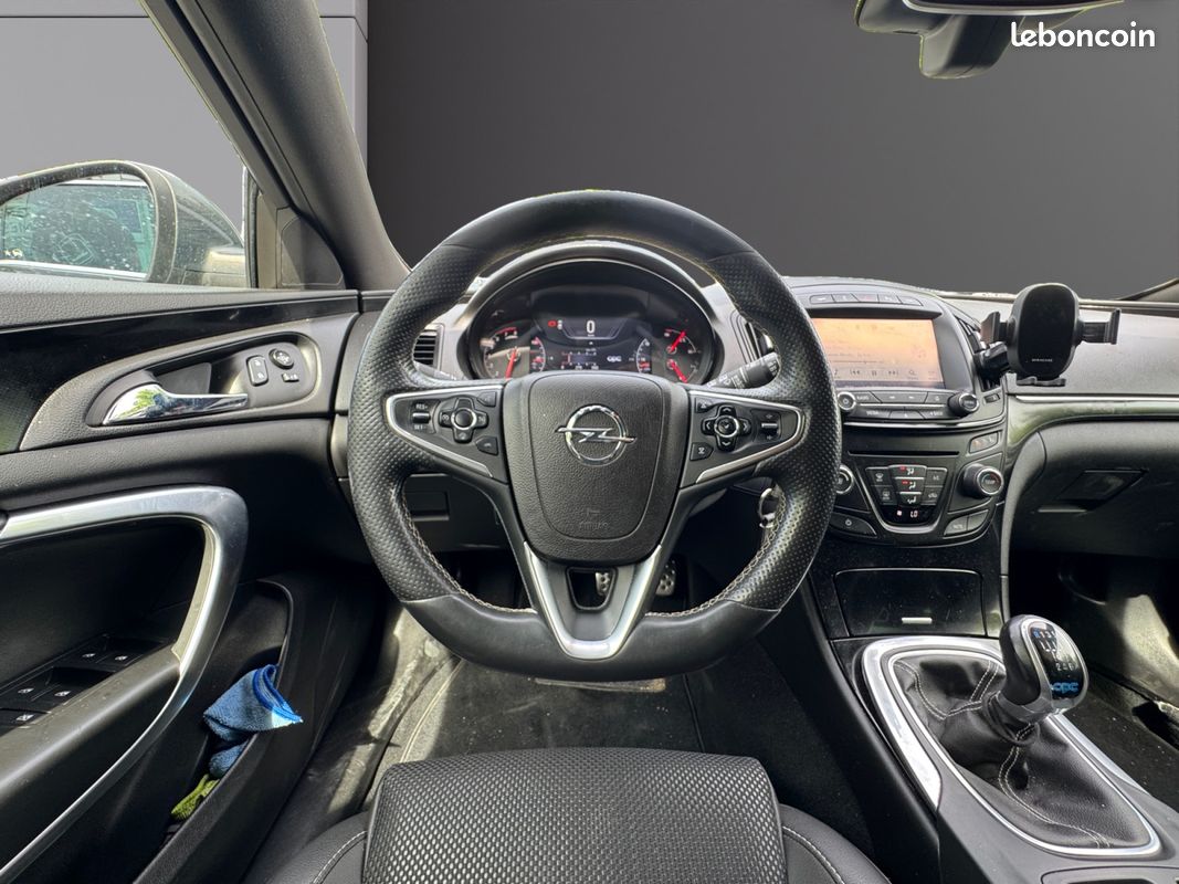 OPEL INSIGNIA ST 2.8 V6 TURBO 325 ch OPC : Garantie 12 mois (image 13)