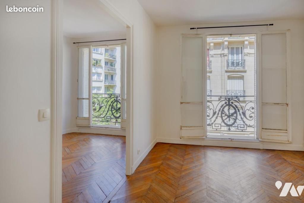 Appartement 5 pièces 101 m² · à Paris · 101 m² · 1 075 000 €