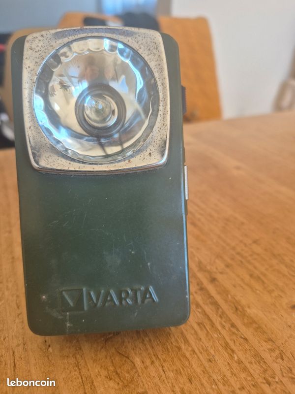 ANCIENNE LAMPE À Pile Varta de Camping à L'ancienne EUR 14,50 - FR