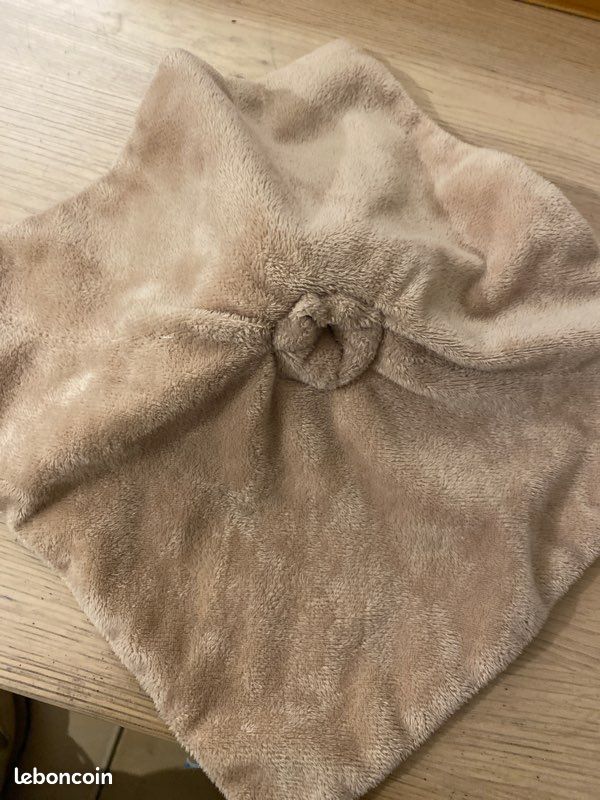 Doudou plat lapin unicef (image 3)