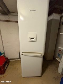 REFRIGERATEUR COMBINE Brandt 2 Portes (image 1)