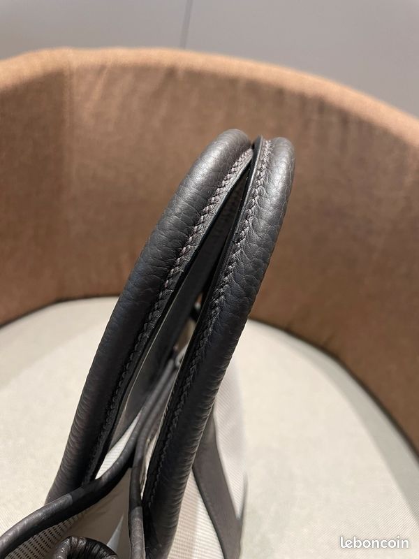 H e r m è sNoël : 50 % de réduction (image 3)