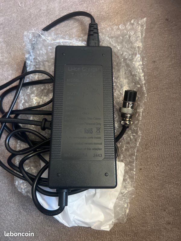 42V