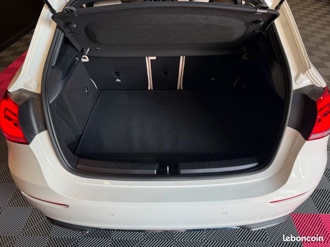 Mercedes-Benz CLASSE A Classe A 180 d 7G-DCT / APPLE CARPLAY / RÉGULATEUR / CAMÉRA / FAIBLE KM (image 17)