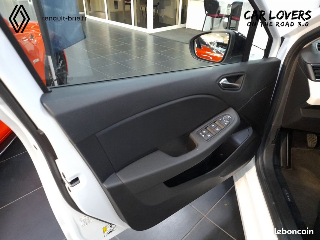 RENAULT Clio SCe 65 Evolution (image 22)