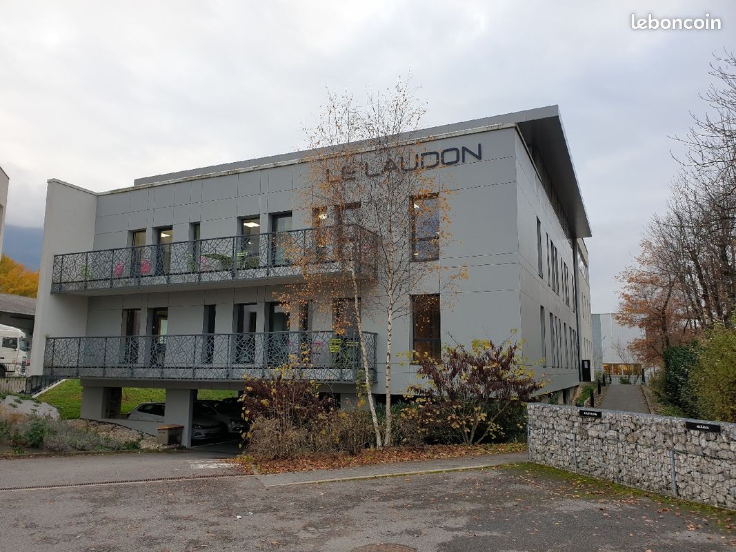 Local commercial 1 pièce 15 m² · à Annecy · 15 m² · 465 €/mois