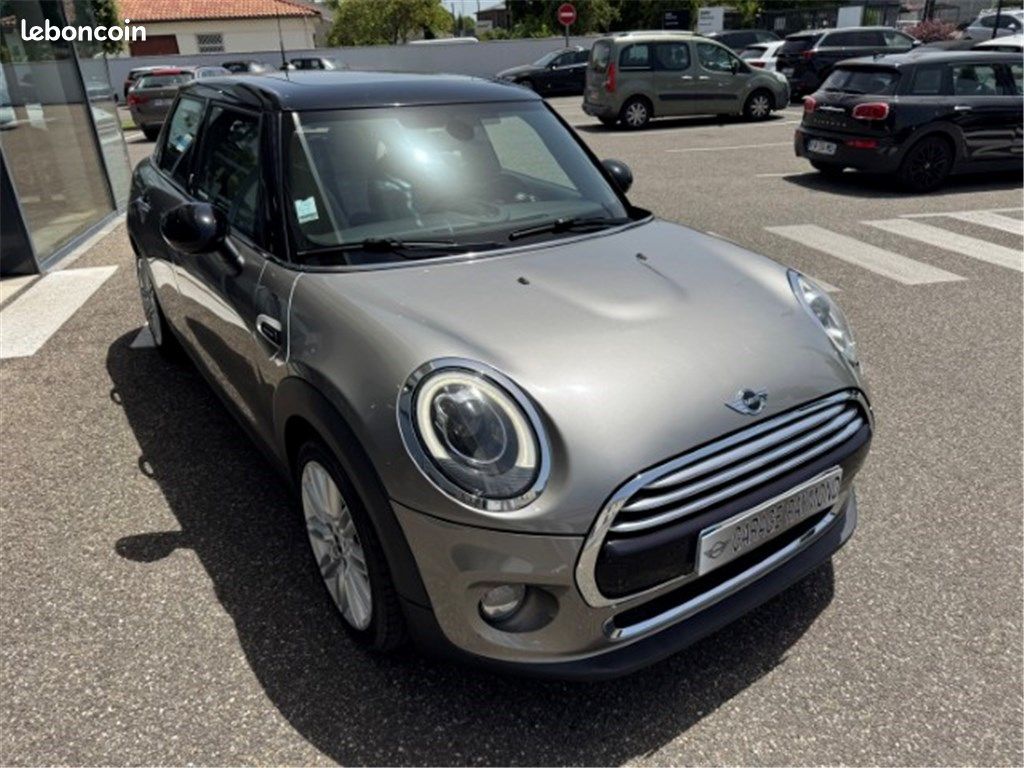 Mini 5 portes MINI F55 HATCH Cooper 136 ch BVA6 Edition Blackfriars (image 1)