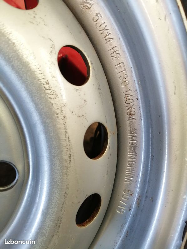 Roue de secours neuve remorque (image 3)
